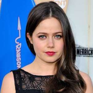 Molly Gordon